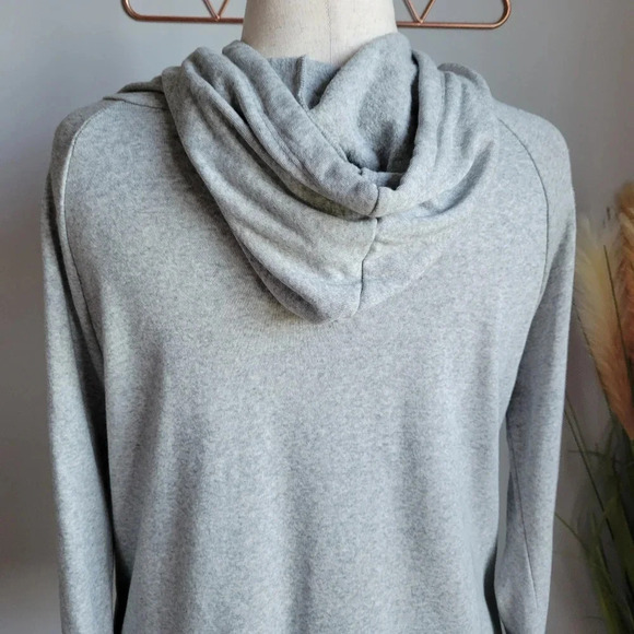 Generation Love, NWT Heather Gray Storm Pearls Hooded Hoodie Top Size Large - Picture 6 of 12